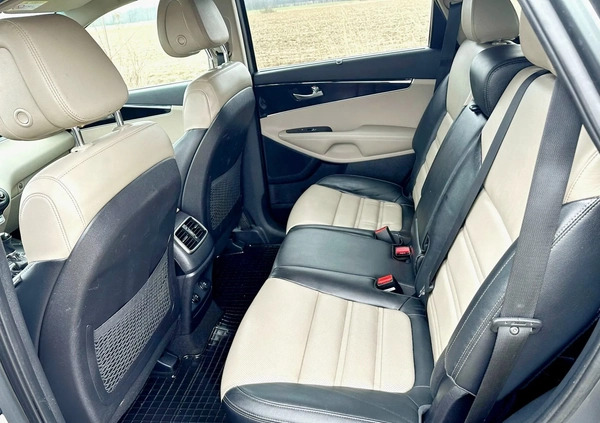 Kia Sorento cena 83900 przebieg: 172000, rok produkcji 2016 z Wrocław małe 121
